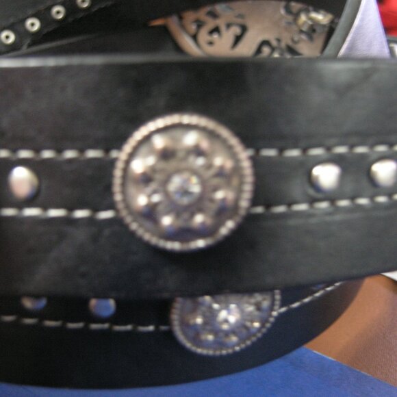 Roper Black Leather Rhinestone Cross Buckle with Rhinestone accents XXL  46 inch - Picture 7 of 8
